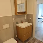 Apartament - Geisweid Work And Neu Modernisiert 3 Schlafzimmer Badezimmer Wohnzimmer Balkon