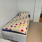 Apartament - Geisweid Work And Neu Modernisiert 3 Schlafzimmer Badezimmer Wohnzimmer Balkon