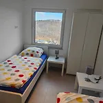 - Geisweid Work And Neu Modernisiert 3 Schlafzimmer Badezimmer Wohnzimmer Balkon Apartament
