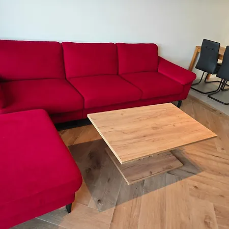 - Geisweid Work And Neu Modernisiert 3 Schlafzimmer Badezimmer Wohnzimmer Balkon * Siegen