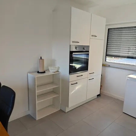 Lejlighed - Geisweid Work And Neu Modernisiert 3 Schlafzimmer Badezimmer Wohnzimmer Balkon *