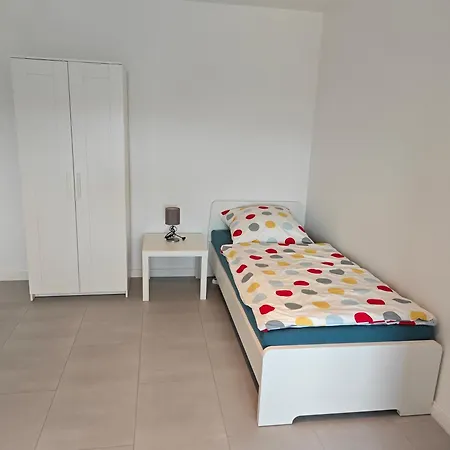- Geisweid Work And Neu Modernisiert 3 Schlafzimmer Badezimmer Wohnzimmer Balkon Lejlighed