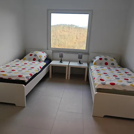 - Geisweid Work And Neu Modernisiert 3 Schlafzimmer Badezimmer Wohnzimmer Balkon *