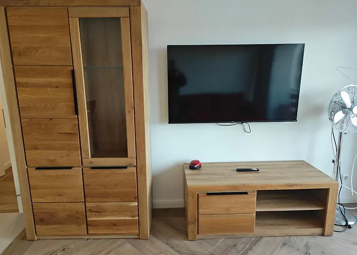 - Geisweid Work And Neu Modernisiert 3 Schlafzimmer Badezimmer Wohnzimmer Balkon * Siegen