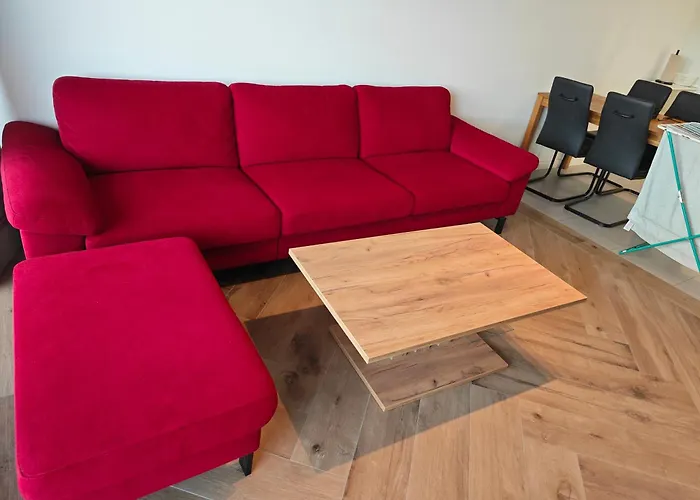 - Geisweid Work And Neu Modernisiert 3 Schlafzimmer Badezimmer Wohnzimmer Balkon * Siegen