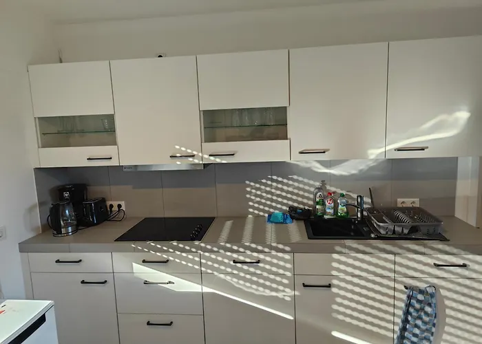 Lägenhet - Geisweid Work And Neu Modernisiert 3 Schlafzimmer Badezimmer Wohnzimmer Balkon Siegen