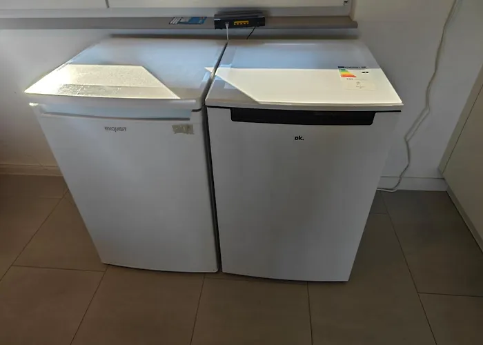 - Geisweid Work And Neu Modernisiert 3 Schlafzimmer Badezimmer Wohnzimmer Balkon * Siegen